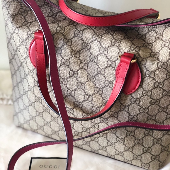Limited edition GUCCI shoulder and handbag - Picture 3 of 10